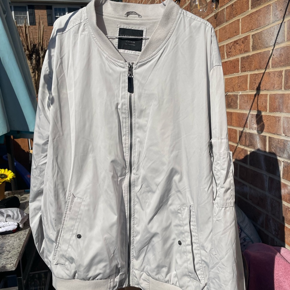 Light Gray Men’s XL Bomber Jacket